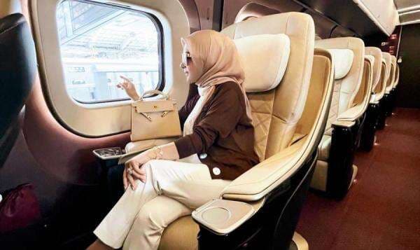 7 Artis Punya Julukan Aneh dan Unik, dari Princess hingga Udang 7 Artis Punya Julukan Aneh dan Unik, dari Princess hingga Udang