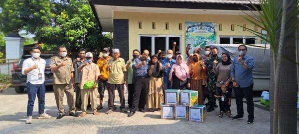 Semarak Kemerdekaan bersama FIF Group Karawang, Bagikan Sembako untuk Masyarakat Semarak Kemerdekaan bersama FIF Group Karawang, Bagikan Sembako untuk Masyarakat