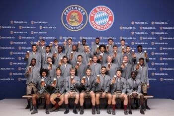 Viral Pemain Muslim Sadio Mane dan Noussair Mazraoui Tolak Pegang Bir saat Foto Bareng Skuad Bayern Munich Viral Pemain Muslim Sadio Mane dan Noussair Mazraoui Tolak Pegang Bir saat Foto Bareng Skuad Bayern Munich