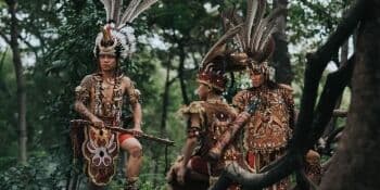 Kisah Suku Dayak Punan yang Dikenal Sakti Mandraguna dan Suka Makan Daging Manusia Kisah Suku Dayak Punan yang Dikenal Sakti Mandraguna dan Suka Makan Daging Manusia