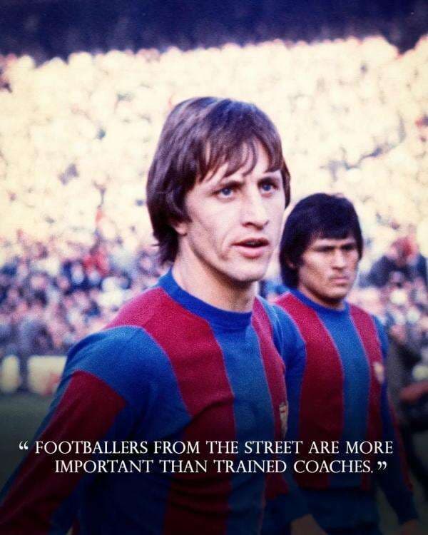 10 Pemain Bola Terbaik Sepanjang Masa, Nomor 9 Pelopor Total Football 10 Pemain Bola Terbaik Sepanjang Masa, Nomor 9 Pelopor Total Football