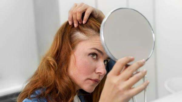 Punya Masalah Pada Kulit Kepala? Cobain 4 Scalp Care Lokal yang Ampuh Mengatasinya! Punya Masalah Pada Kulit Kepala? Cobain 4 Scalp Care Lokal yang Ampuh Mengatasinya!