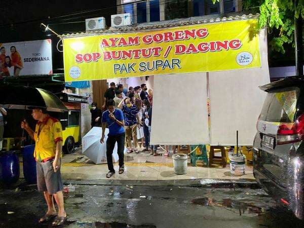 Ayam Goreng Pak Supar Semarang, Ini Resep Rahasia yang Bikin Lezat Ayam Goreng Pak Supar Semarang, Ini Resep Rahasia yang Bikin Lezat