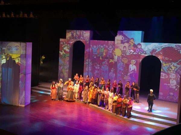 Agus Noor Hadirkan Ludruk Perempuan-Perempuan Pilihan di TIM: Kita Ingin Beradaptasi Agus Noor Hadirkan Ludruk Perempuan-Perempuan Pilihan di TIM: Kita Ingin Beradaptasi