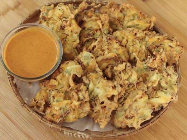 Resep Bakwan Sayur dan Sambal Kacang, Pencinta Gorengan Pasti Suka! Resep Bakwan Sayur dan Sambal Kacang, Pencinta Gorengan Pasti Suka!