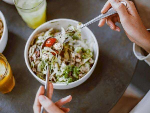 8 Makanan Rendah Kalori untuk Diet, Enak dan Mengenyangkan! 8 Makanan Rendah Kalori untuk Diet, Enak dan Mengenyangkan!