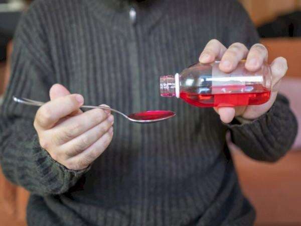 102 Daftar Obat Sirop yang Dikonsumsi Pasien Gagal Ginjal Akut Kini Dilarang Edar 102 Daftar Obat Sirop yang Dikonsumsi Pasien Gagal Ginjal Akut Kini Dilarang Edar