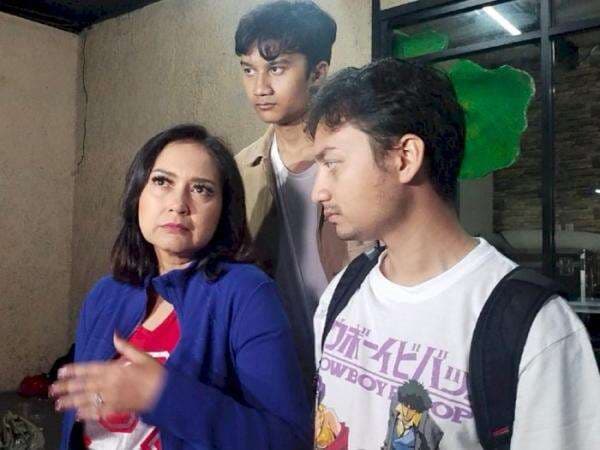 Ira Wibowo Blak-blakan Akui Jarang Kumpul sama Anak-anaknya: Punya Kesibukan Sendiri Ira Wibowo Blak-blakan Akui Jarang Kumpul sama Anak-anaknya: Punya Kesibukan Sendiri