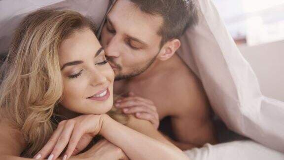 Tingkat Kecocokan Pria Libra dan Wanita Scorpio dalam Percintaan: Bisa Sangat ‘Super Hot’ di Ranjang, tapi Kekurangannya... Tingkat Kecocokan Pria Libra dan Wanita Scorpio dalam Percintaan: Bisa Sangat ‘Super Hot’ di Ranjang, tapi Kekurangannya...