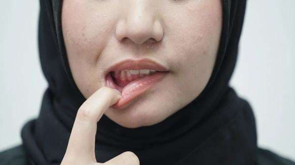 Punya Karang Gigi? Coba Hilangkan Pakai Garam, Manjur Banget Punya Karang Gigi? Coba Hilangkan Pakai Garam, Manjur Banget