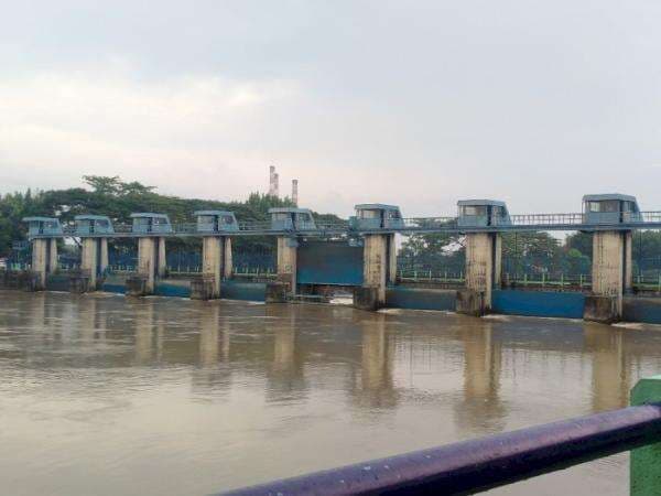 Kisah Mistis Pintu Air Peninggalan Belanda di Sidoarjo, Ada Kecelakaan Jika 'Kakek' Muncul Kisah Mistis Pintu Air Peninggalan Belanda di Sidoarjo, Ada Kecelakaan Jika 'Kakek' Muncul