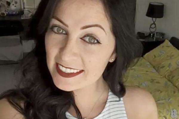 Ketahuan Murid Punya Foto Telanjang di OnlyFans, Guru Cantik Ini Resign Ketahuan Murid Punya Foto Telanjang di OnlyFans, Guru Cantik Ini Resign