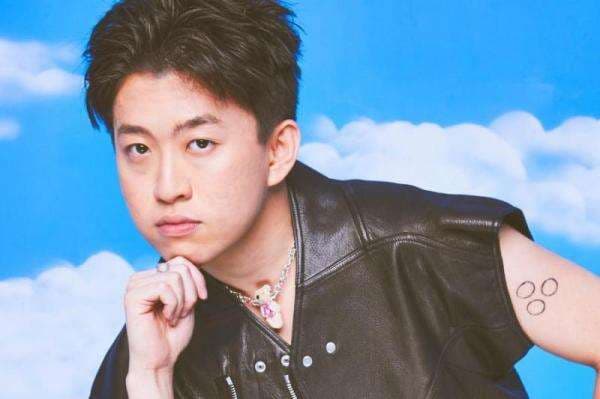 Biodata dan Profil Rich Brian, Penyanyi Indonesia yang Berkarier di Amerika Serikat Biodata dan Profil Rich Brian, Penyanyi Indonesia yang Berkarier di Amerika Serikat