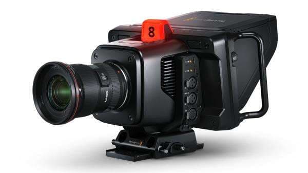 Blackmagic Studio Camera 6K Pro: Kamera Broadcast dengan Sensor 6K, Lensa EF dan Fitur Siaran Langsung Blackmagic Studio Camera 6K Pro: Kamera Broadcast dengan Sensor 6K, Lensa EF dan Fitur Siaran Langsung