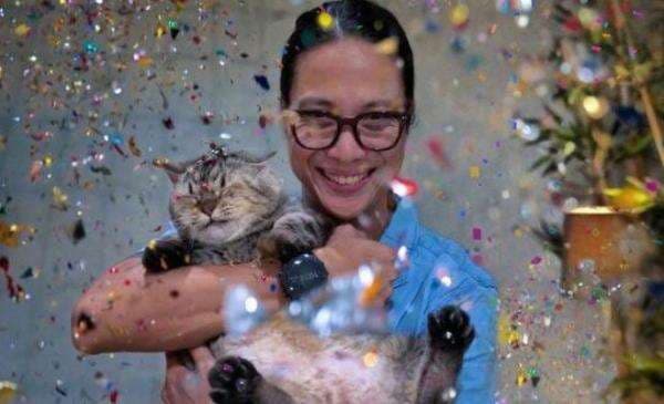 6 Potret Pradikta Wicaksona yang Memesono di Atas Panggung 6 Potret Pradikta Wicaksona yang Memesono di Atas Panggung