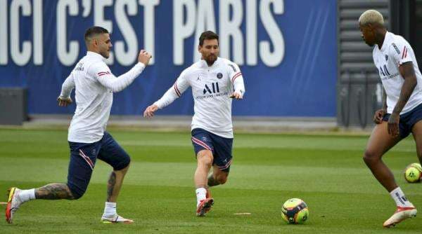 PSG Skorsing Lionel Messi Dua Pekan, Isyarat Hengkang Semakin Menguat PSG Skorsing Lionel Messi Dua Pekan, Isyarat Hengkang Semakin Menguat