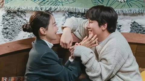 11 Drama Korea 2024 dengan Adegan Ciuman Terbaik, Ada Ji Chang-wook 11 Drama Korea 2024 dengan Adegan Ciuman Terbaik, Ada Ji Chang-wook