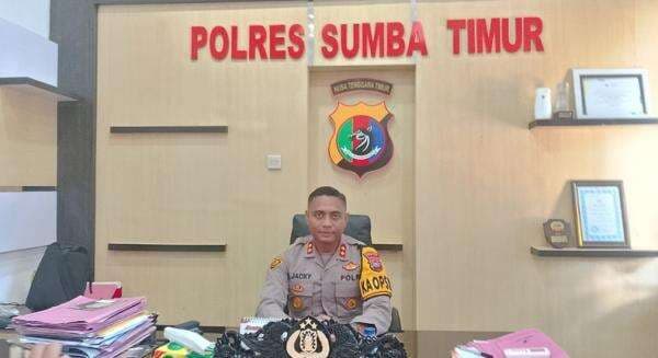 Serius Tangani Kasus Persetubuhan Anak, Polres Sumba Timur Periksa 10 Saksi dan 3 Terduga Pelaku Serius Tangani Kasus Persetubuhan Anak, Polres Sumba Timur Periksa 10 Saksi dan 3 Terduga Pelaku