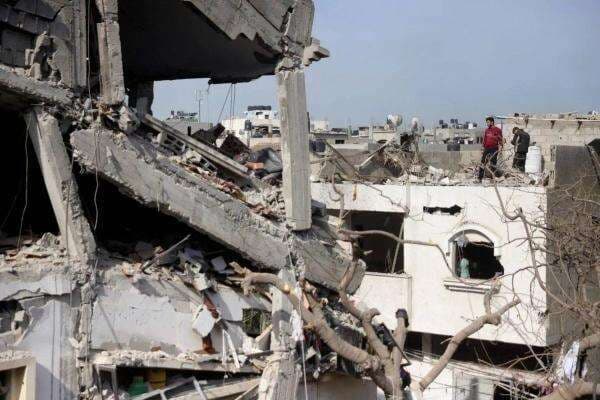 1 dari 10 Bom yang Dijatuhkan Israel di Jalur Gaza Gagal Meledak 1 dari 10 Bom yang Dijatuhkan Israel di Jalur Gaza Gagal Meledak