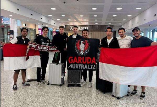 17 Pemain Timnas Indonesia Telah Tiba di Sydney Australia, Termasuk Patrick Kluivert! 17 Pemain Timnas Indonesia Telah Tiba di Sydney Australia, Termasuk Patrick Kluivert!