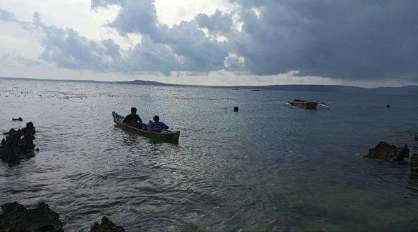 "Ancaman Pencemaran Limbah" :Warga Bolok, Kupang, Desak Pemerintah Percepat Evakuasi Kapal Tenggelam "Ancaman Pencemaran Limbah" :Warga Bolok, Kupang, Desak Pemerintah Percepat Evakuasi Kapal Tenggelam
