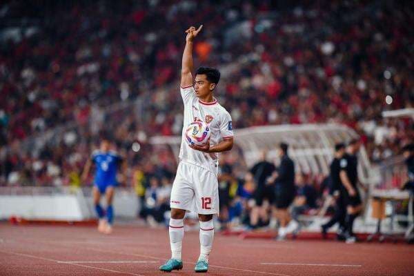 3 Pemain Timnas Indonesia Junior yang Punya Lemparan Jauh Seperti Pratama Arhan, Nomor 1 Masih 15 Tahun! 3 Pemain Timnas Indonesia Junior yang Punya Lemparan Jauh Seperti Pratama Arhan, Nomor 1 Masih 15 Tahun!