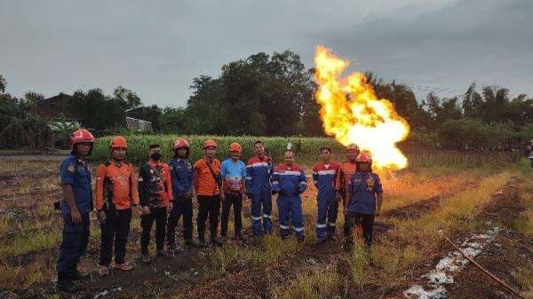 Sampai Kapan Gas yang Dibakar di Sukesewu Bojonegoro Habis? Ini Kata BPBD Sampai Kapan Gas yang Dibakar di Sukesewu Bojonegoro Habis? Ini Kata BPBD