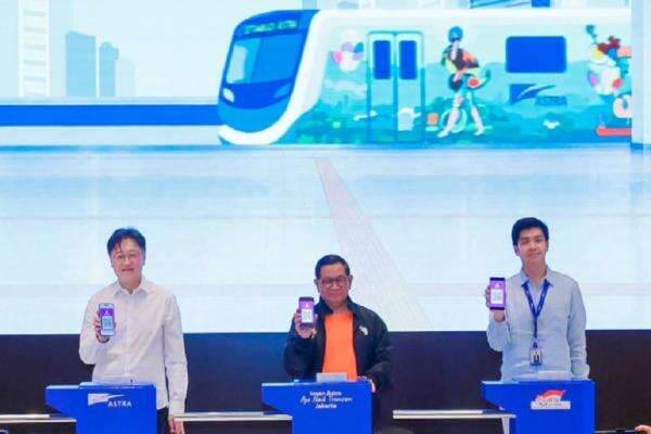 Hari Lingkungan Hidup Sedunia, Gubernur DKI Apresiasi Astra Pelopori Naik Transum Hari Lingkungan Hidup Sedunia, Gubernur DKI Apresiasi Astra Pelopori Naik Transum