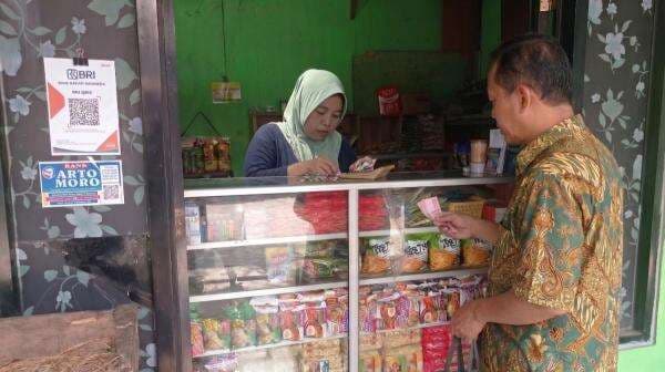 Bersama Holding Ultra Mikro, Pengusaha Sembako di Semarang Sukses Kembangan Bisnis Bersama Holding Ultra Mikro, Pengusaha Sembako di Semarang Sukses Kembangan Bisnis