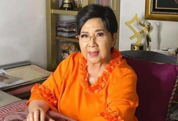 5 Artis Sahabat Titiek Puspa, dari Rossa hingga Hetty Koes Endang 5 Artis Sahabat Titiek Puspa, dari Rossa hingga Hetty Koes Endang