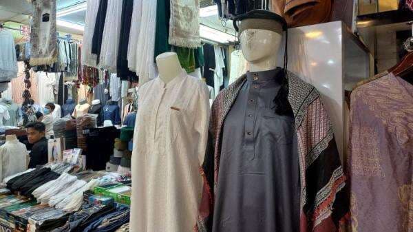 5 Tren Baju Koko di Tanah Abang untuk Lebaran 2025, Dijamin Tampil Kece di Hari Raya 5 Tren Baju Koko di Tanah Abang untuk Lebaran 2025, Dijamin Tampil Kece di Hari Raya