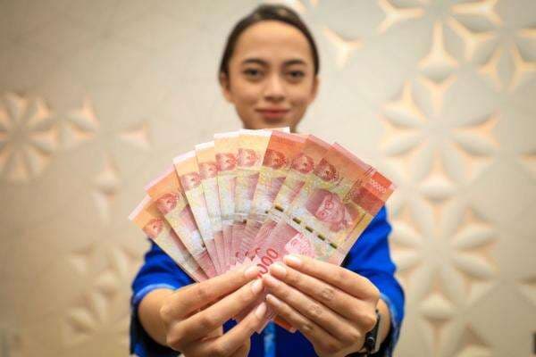 5 Fakta Kenaikan UMP 2026, Buruh vs Pengusaha 5 Fakta Kenaikan UMP 2026, Buruh vs Pengusaha