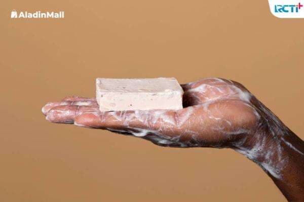 6 Jenis Foundation dan Fungsinya, Wajah Auto Glowing! 6 Jenis Foundation dan Fungsinya, Wajah Auto Glowing!