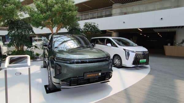 6 Mobil GAC Aion Ini Berpeluang Dijual di Indonesia, Begini Sensasi Mengendarainya 6 Mobil GAC Aion Ini Berpeluang Dijual di Indonesia, Begini Sensasi Mengendarainya