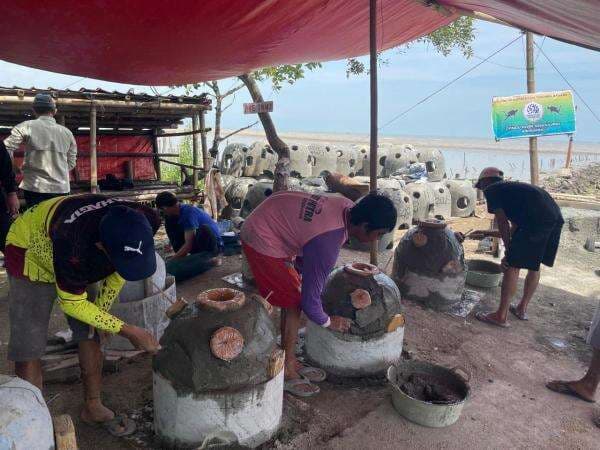 Pemulihan Ekosistem Laut Pantai Tangkolak Lewat Rumah Baru Terumbu Karang Pemulihan Ekosistem Laut Pantai Tangkolak Lewat Rumah Baru Terumbu Karang