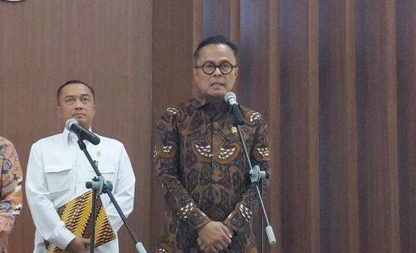 Dony Oskaria Jamin Kontrak Ekspor SDA Tetap Berjalan Meski DSI Mulai Beroperasi Dony Oskaria Jamin Kontrak Ekspor SDA Tetap Berjalan Meski DSI Mulai Beroperasi