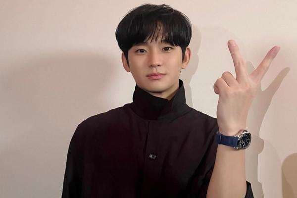 7 Fakta Kasus Kim Soo Hyun dan Kim Sae Ron, Dituntut Minta Maaf hingga Ditinggal Fans 7 Fakta Kasus Kim Soo Hyun dan Kim Sae Ron, Dituntut Minta Maaf hingga Ditinggal Fans