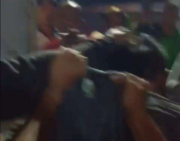 Viral Pria Hendak Mencuri di Rumah Warga Candimulyo Jombang Babak Belur Dimassa, Ini Identitasnya Viral Pria Hendak Mencuri di Rumah Warga Candimulyo Jombang Babak Belur Dimassa, Ini Identitasnya