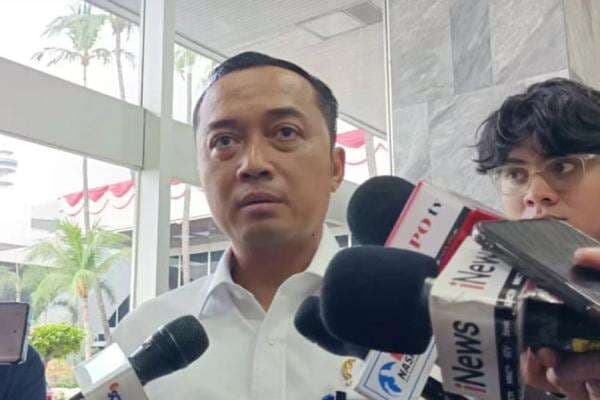 Sangkal Menkeu dan Gubernur BI Diganti, Mensesneg: Justru Harus Kita Perkuat Sangkal Menkeu dan Gubernur BI Diganti, Mensesneg: Justru Harus Kita Perkuat