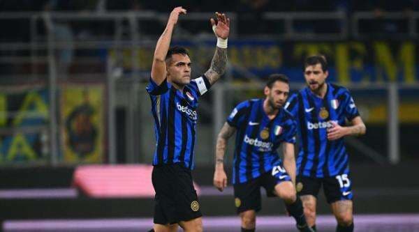 Hasil Bola Tadi Malam: Inter Menang atas Fiorentina 2-1, Tempel Ketat Napoli di Puncak Klasemen Hasil Bola Tadi Malam: Inter Menang atas Fiorentina 2-1, Tempel Ketat Napoli di Puncak Klasemen