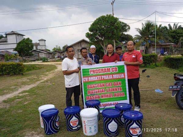 CV Bhakti Praja Mulia Salurkan Bantuan Cat, Percantik Masjid Nurul Huda Desa Sungai Ara CV Bhakti Praja Mulia Salurkan Bantuan Cat, Percantik Masjid Nurul Huda Desa Sungai Ara