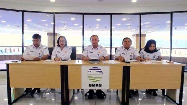 Dampak Gempa Bumi Magnitudo 7,7 Guncang Mindanao Filipina, Tsunami Terdeteksi di Malut Dampak Gempa Bumi Magnitudo 7,7 Guncang Mindanao Filipina, Tsunami Terdeteksi di Malut