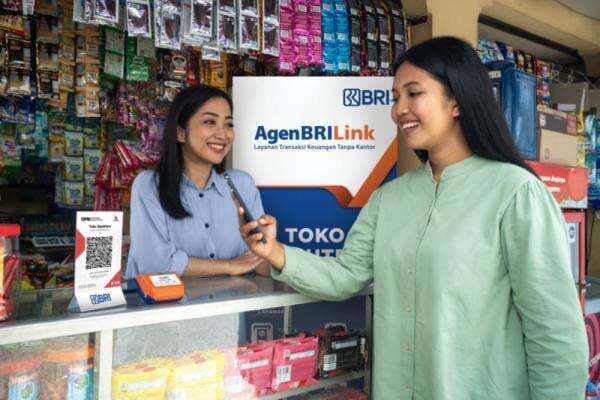 Perkuat Ekonomi Kerakyatan, BRI Raih Penghargaan Impactful Grassroots Economic Empowerment Perkuat Ekonomi Kerakyatan, BRI Raih Penghargaan Impactful Grassroots Economic Empowerment