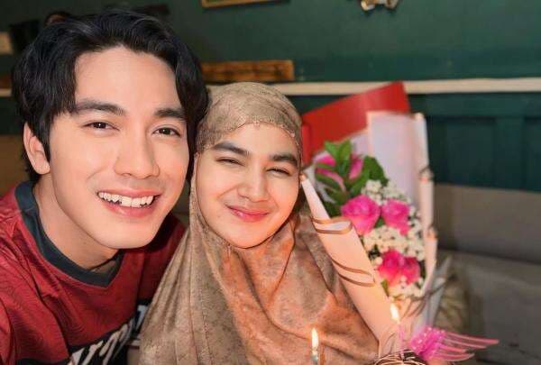 Miris, Istri Tertular HPV Imbas Kebiasaan Evan Marvino ‘Jajan’ di Luar Miris, Istri Tertular HPV Imbas Kebiasaan Evan Marvino ‘Jajan’ di Luar