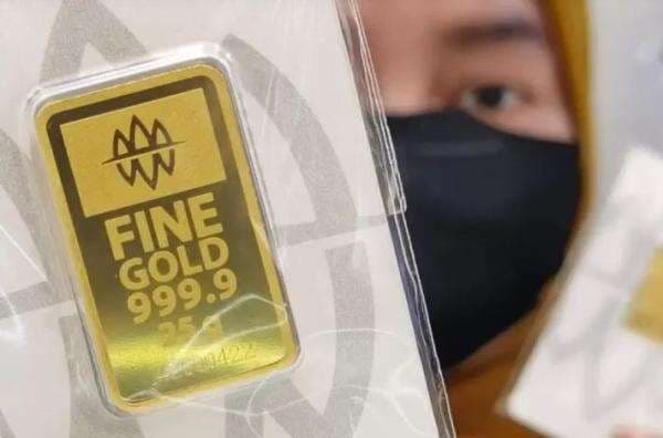 Emas Antam (ANTM) Cetak Rekor, Satu Gram Tembus Rp2.016.000 Emas Antam (ANTM) Cetak Rekor, Satu Gram Tembus Rp2.016.000