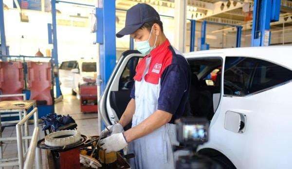 Komponen Mobil yang Wajib Dicek agar Perjalanan Mudik Lebaran Aman Komponen Mobil yang Wajib Dicek agar Perjalanan Mudik Lebaran Aman
