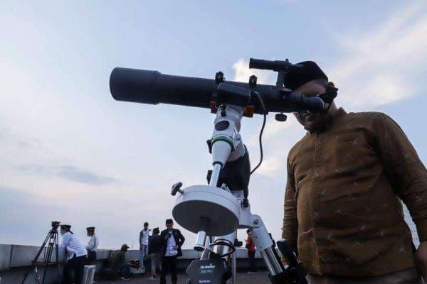 Sidang Isbat Penentuan Lebaran 2025 Digelar Sore Ini, Pantauan Hilal di 33 Provinsi Kecuali Bali Sidang Isbat Penentuan Lebaran 2025 Digelar Sore Ini, Pantauan Hilal di 33 Provinsi Kecuali Bali