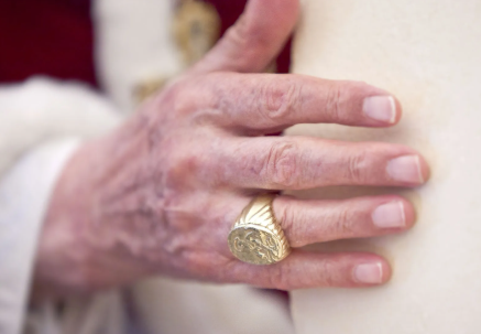 Adakah Harga untuk Cincin Kepausan? Begini Sejarah dan Maknanya bagi Seorang Paus Adakah Harga untuk Cincin Kepausan? Begini Sejarah dan Maknanya bagi Seorang Paus