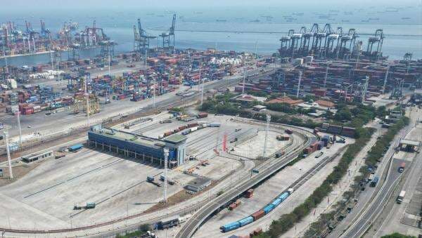 Pelindo Siapkan Strategi Ini Agar Macet Parah di Tanjung Priok Tak Terulang Pelindo Siapkan Strategi Ini Agar Macet Parah di Tanjung Priok Tak Terulang