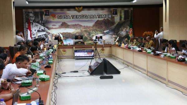 Geothermal NTT di Persimpangan: Lanjut, Revisi, atau Tutup? Menanti Sikap Tegas Gubernur Geothermal NTT di Persimpangan: Lanjut, Revisi, atau Tutup? Menanti Sikap Tegas Gubernur